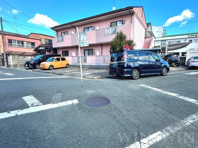 サンライズ往完の駐車場