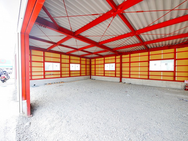 木津川キャンプの内装