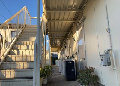 【外観】 | 立野台ハイツ | 土地購入を検討されている場合、境界杭がない状態で購入してしまうと境界確定測量をする必要があり、費用がかかります。購入の前に、売主、隣土地所有者立ち合いのもと境界を確定し境界杭を設置するのがベストです。