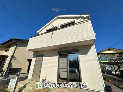 【外観】 | 真岡市田町中古戸建 | 飽きのこないシンプルな外観と
閑静な住宅街は永住の地にピッタリです♪