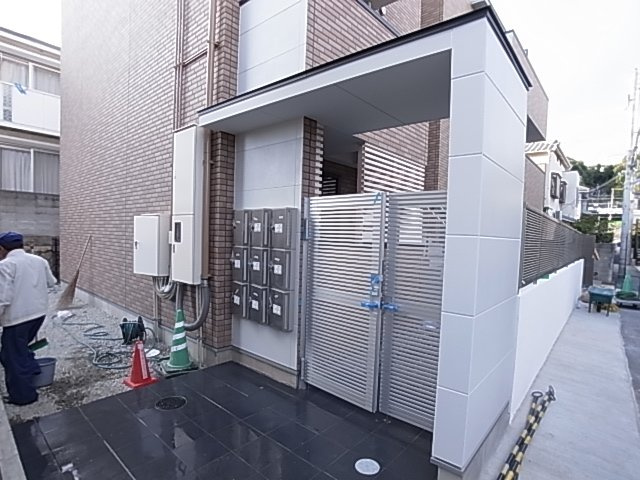 神戸市須磨区須磨浦通５丁目のアパート
