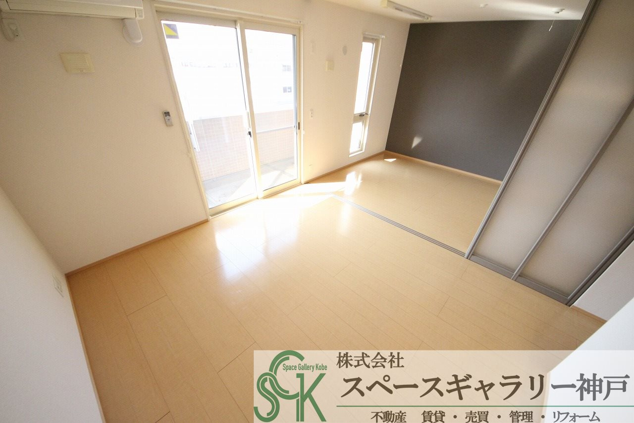 ピエールコートの居間・リビング|※お部屋により仕様が異なる場合があります。