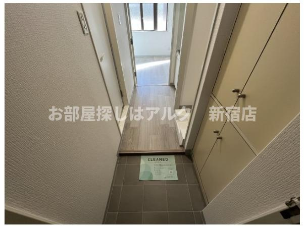 新高円寺ダイカンプラザシティの玄関|きれいな玄関です