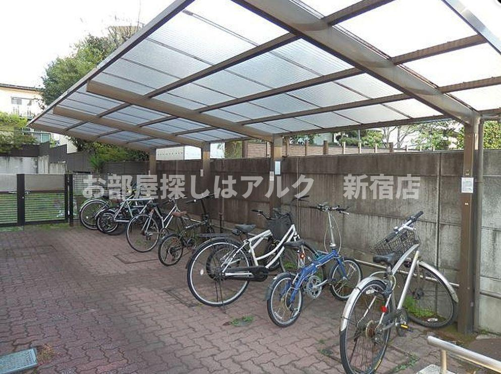 新高円寺ダイカンプラザシティのその他共用部分|自転車をお持ちの方に嬉しい物件です