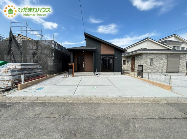 東松山市山崎町　1期　新築一戸建て　ブルーミングガーデン　06の駐車場