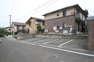 【駐車場】 | 林檎館 | 駐車場