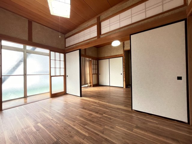 広小路貸家の浴室