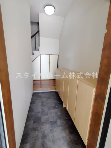 広小路貸家の内装