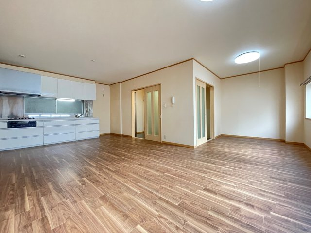 広小路貸家の居間・リビング