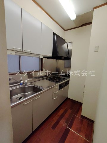 広小路貸家の内装
