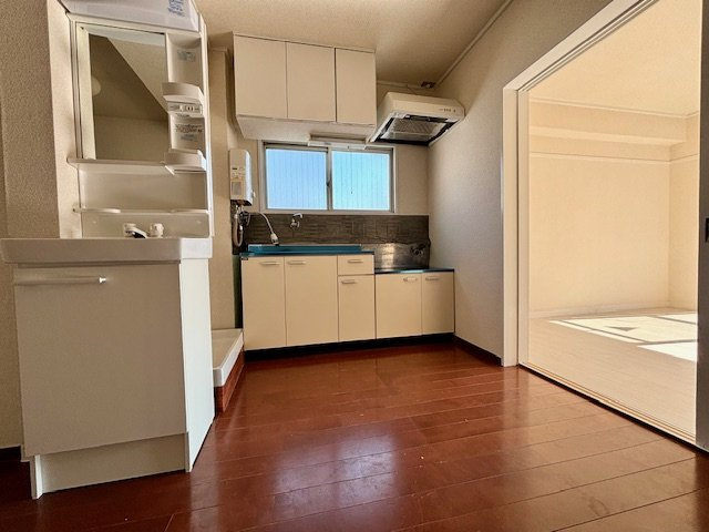 泊第一ビルのキッチン