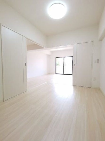 サニーグレイス本郷のその他