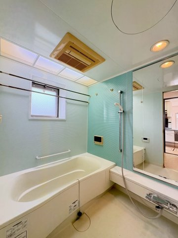 エールグラン千里丘オープンヒルズA棟の浴室