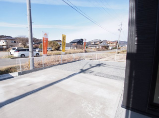 【駐車場】