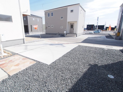 【駐車場】 | Livele Garden.S　本宮岩根　３号棟