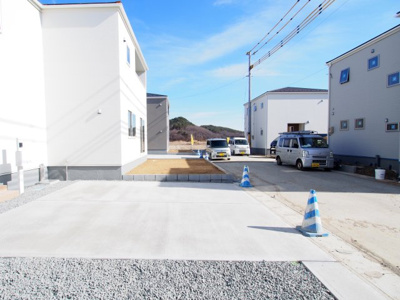 【駐車場】 | Livele Garden.S　本宮岩根　５号棟