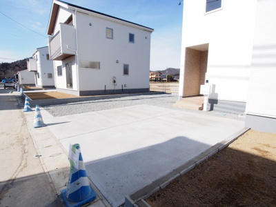 【駐車場】 | Livele Garden.S　本宮岩根　５号棟