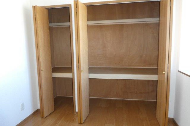 ファミール・ビラＢの収納