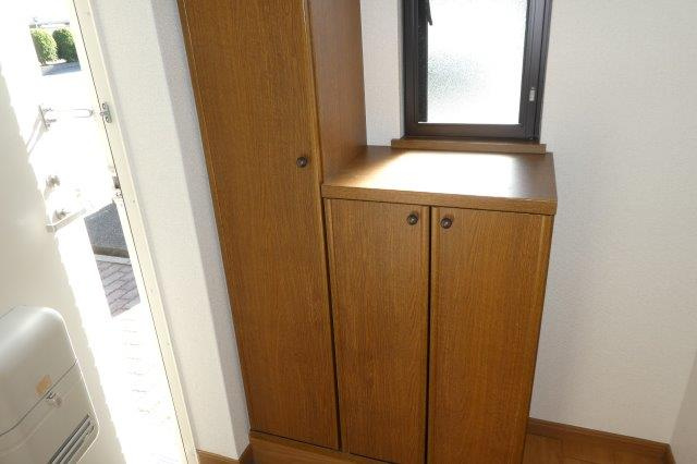 ファミール・ビラＢの玄関