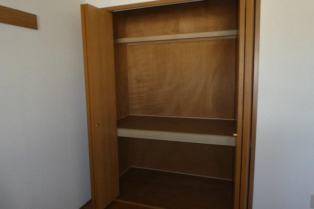 ファミール・ビラＢの収納