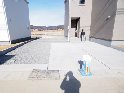 【駐車場】 | Livele Garden.S　本宮岩根　６号棟