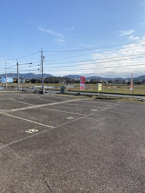 Ｊ２ハイツの駐車場