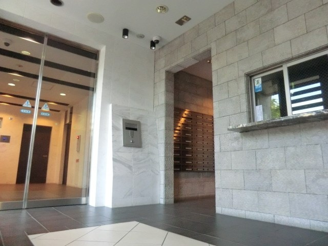 エヴァステージ神戸六甲のエントランス