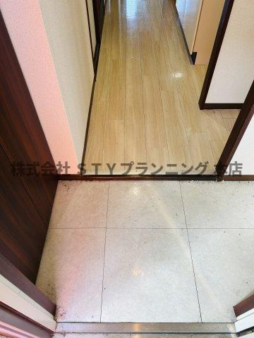 仲介手数料０円！ポートタウンドルフィンの玄関