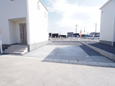 【駐車場】 | Livele Garden.S　本宮岩根　８号棟