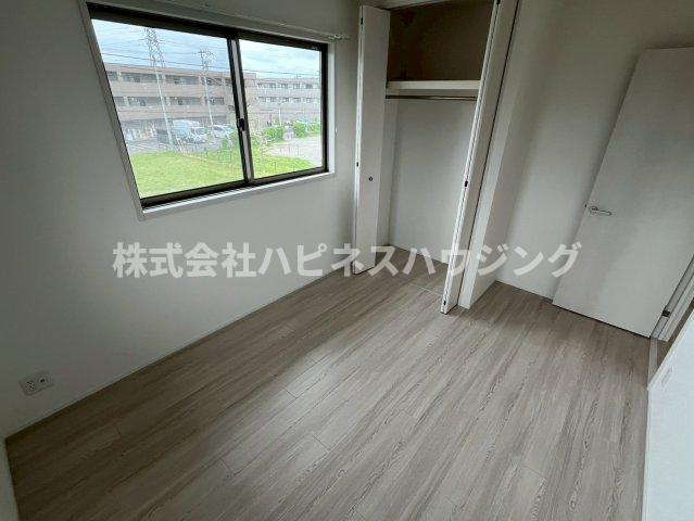ミモザの洋室