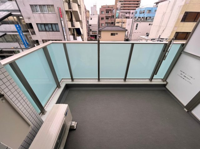 アークシティ柏のバルコニー