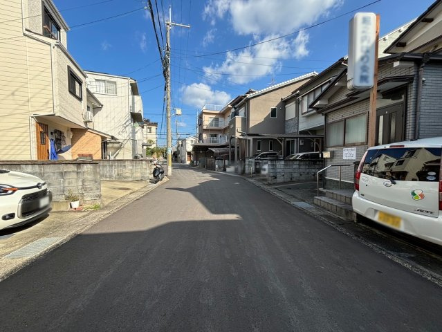 一文橋１丁目　建築条件無し土地の前面道路含む現地写真