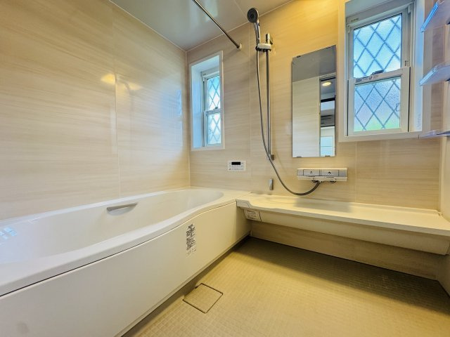 ■価格改定■フルリフォーム済み！広々住宅■泉区領家1丁目 中古戸建て 4180万円の浴室