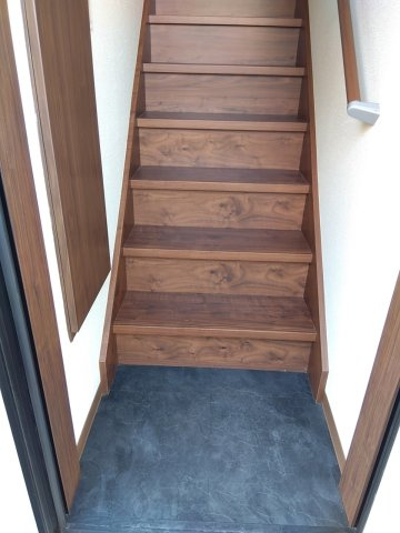 ウーヌスの玄関