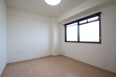 【洋室】 | グミヒルズ