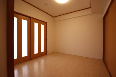 【洋室】 | グミヒルズ