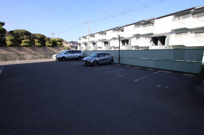 【駐車場】 | グミヒルズ