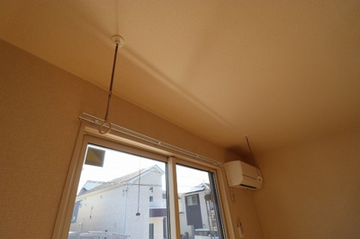 【内装】 | セレジェイラ | 室内物干し