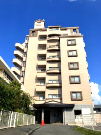 パレ・グランドール長者原駅前の外観|きれいな外観です