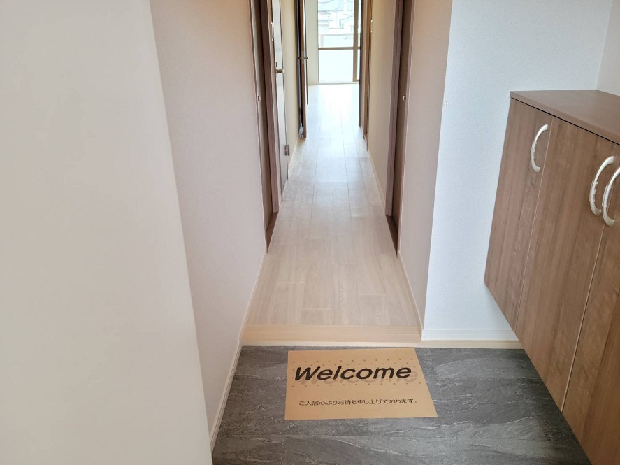 パレ・グランドール長者原駅前の玄関|シンプルで使いやすい玄関です