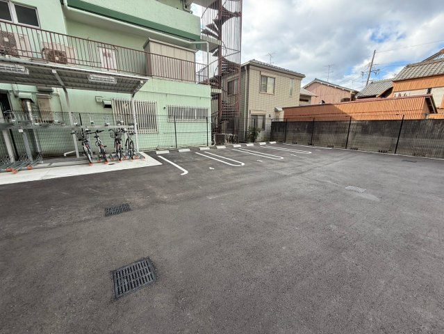 ディアレイシャス今池の駐車場|ディアレイシャス今池