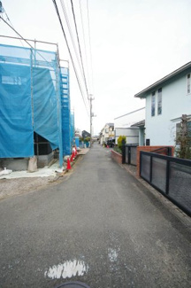 【前面道路含む現地写真】 | 令和7年１月１２日撮影　建築中