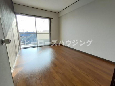 【居間・リビング】 | ラカーサ上野西