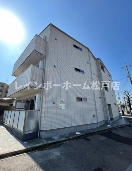 特典：仲介手数料が無料です!!の外観