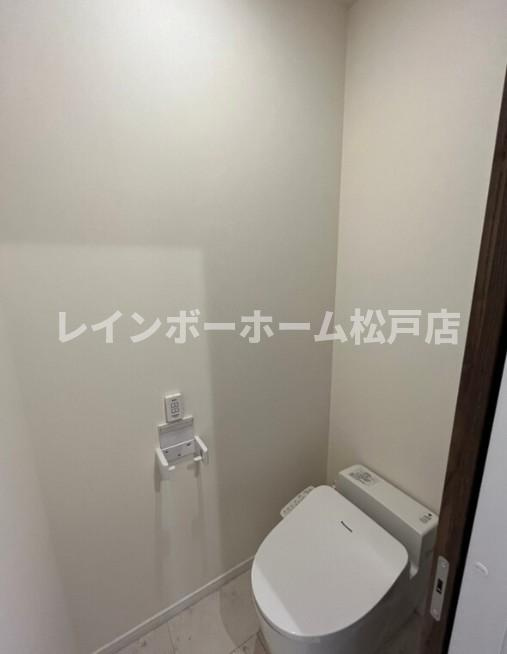 特典：仲介手数料が無料です!!のトイレ