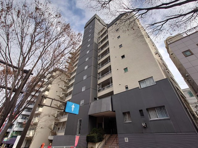 マンションヴィップ中野坂上の外観