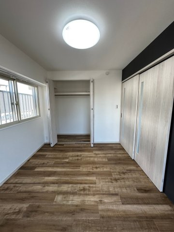 マンションヴィップ中野坂上の洋室