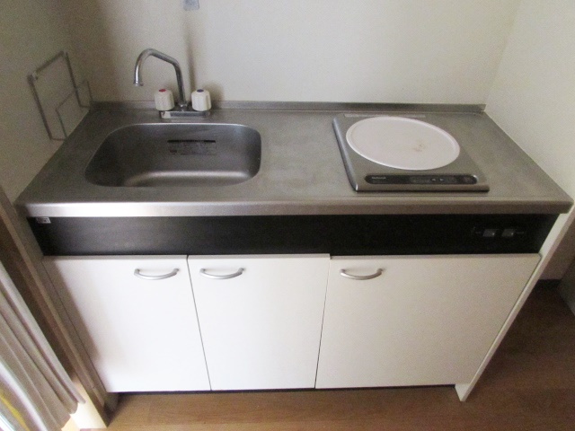 三和建設中山寺ビルのキッチン|使いやすいキッチンです