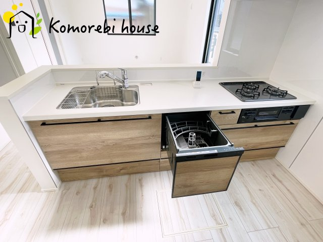 さいたま市北区日進町１丁目　一戸建て　フィット　01のキッチン|お料理しやすいキッチンです