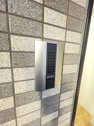 エスリード新神戸の外観